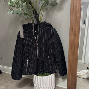 Elegant Black Quilted Puffer Jacket